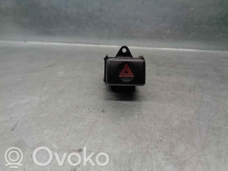 Comutator lumini pericol   8499910320