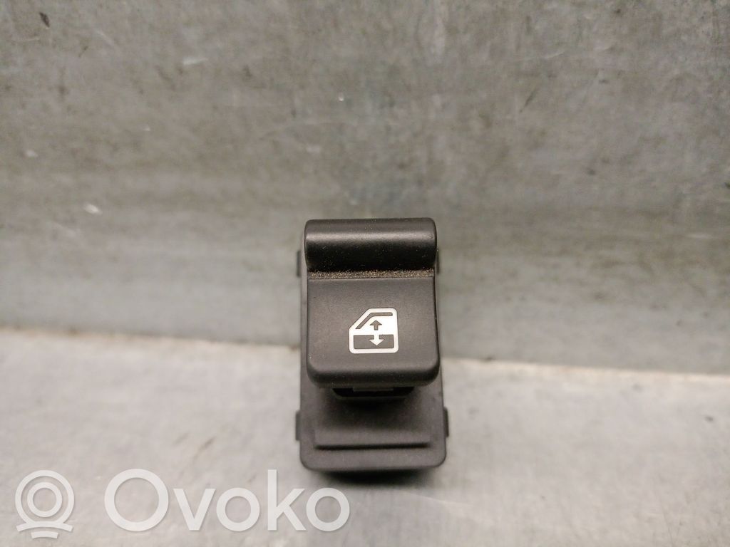 Jeep Renegade Electric window control switch 