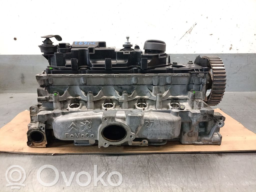 Citroen C4 II Engine head 