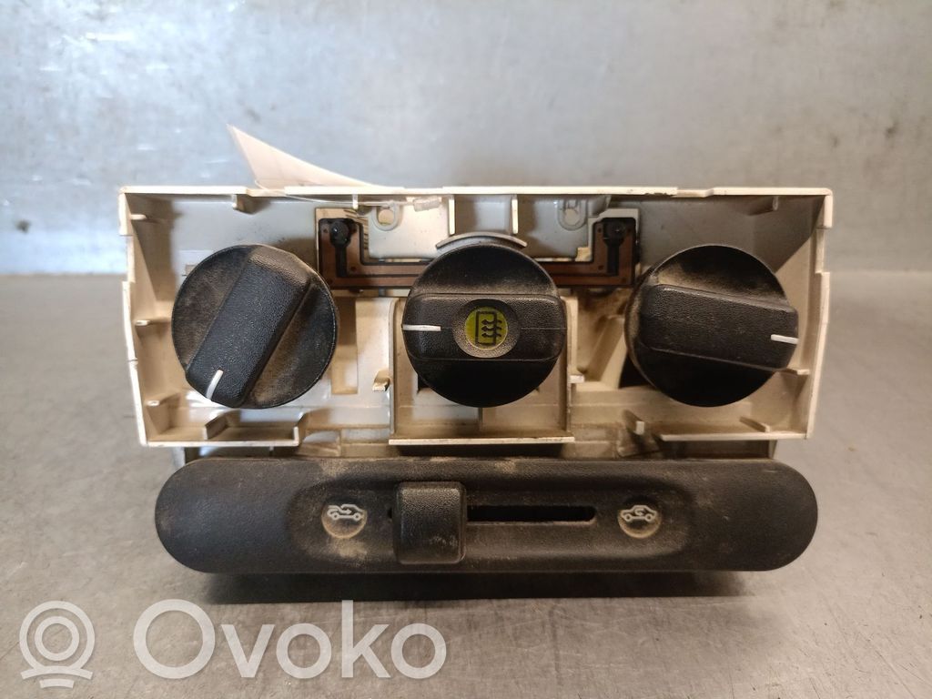 Opel Combo B Air conditioner control unit module 