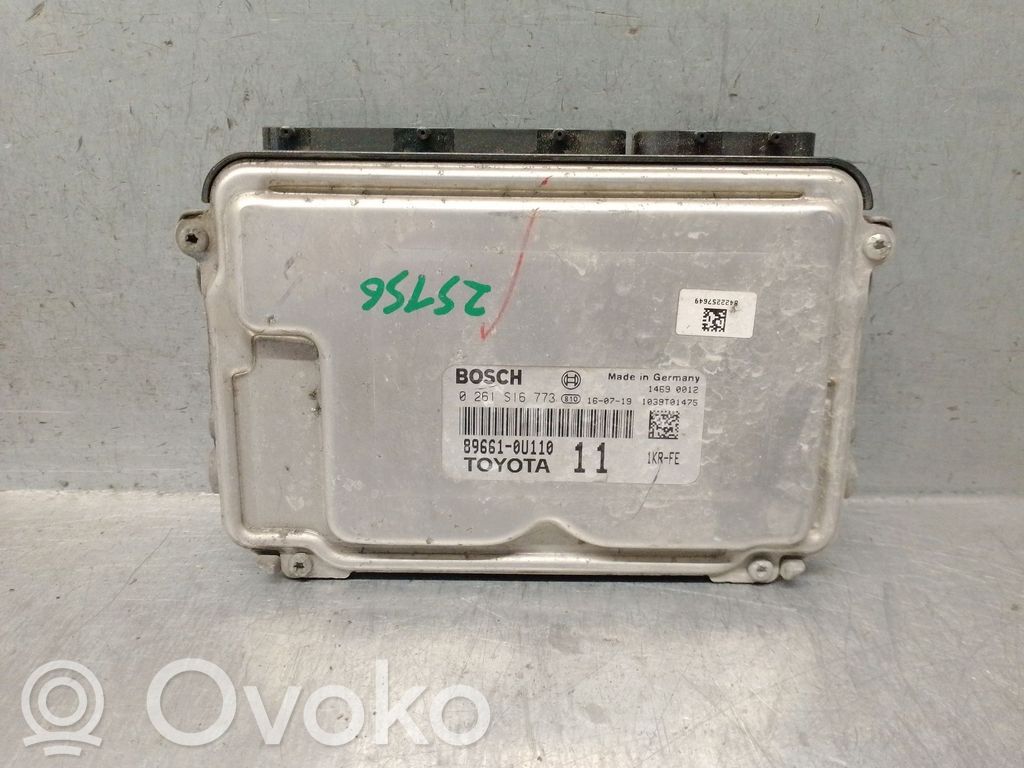 Toyota Yaris Sterownik / Moduł ECU 