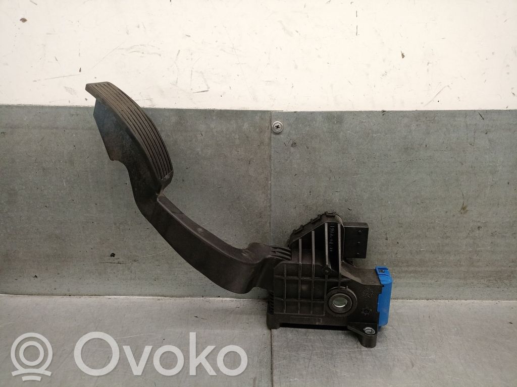 Opel Corsa D Kiihdytysanturi 
