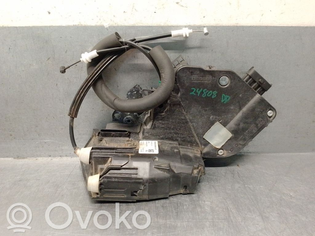 Jaguar F-Pace Front door lock 