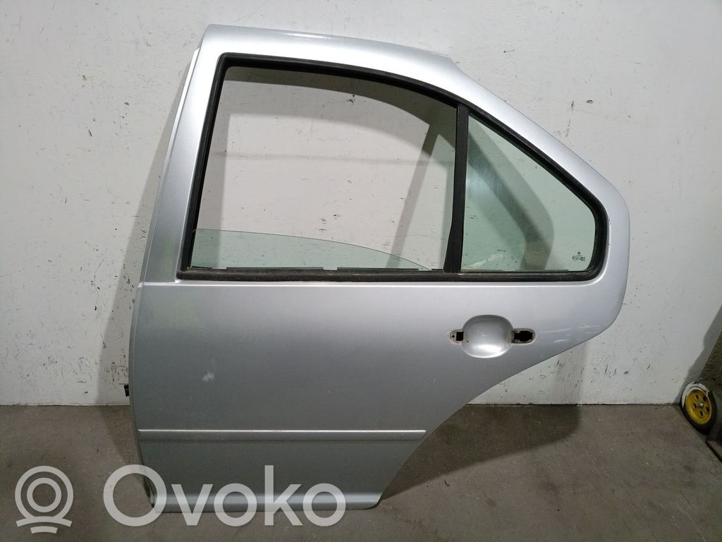 Volkswagen Bora Puerta trasera 