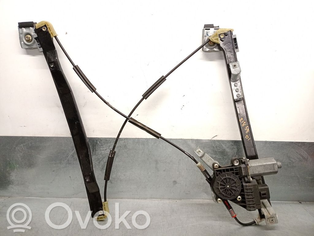 Ford Mondeo Mk III Alzacristalli manuale della portiera anteriore 