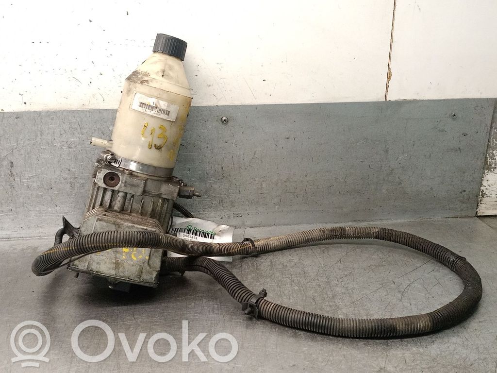 Opel Astra G Ohjaustehostimen pumppu 