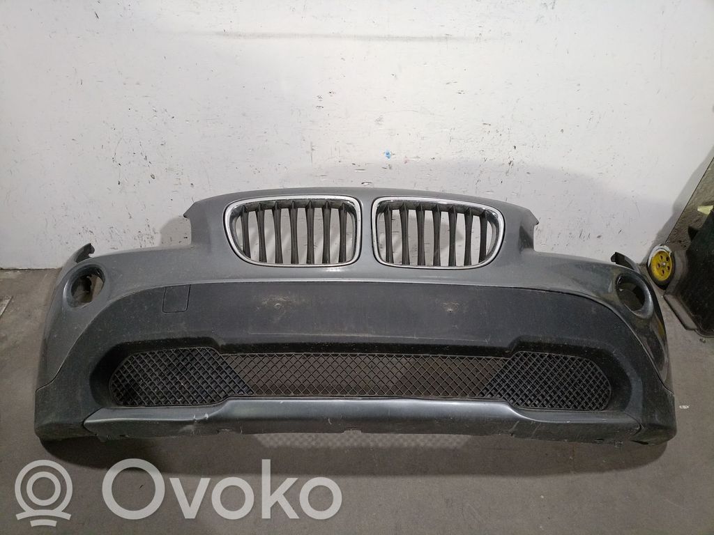 BMW X1 E84 Priekinis bamperis 