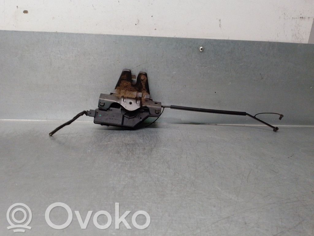 Tailgate lock latch   8196401,4PINES,4PUERTAS