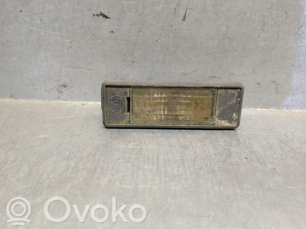 Éclairage de plaque d'immatriculation   2KA008224,HELLA