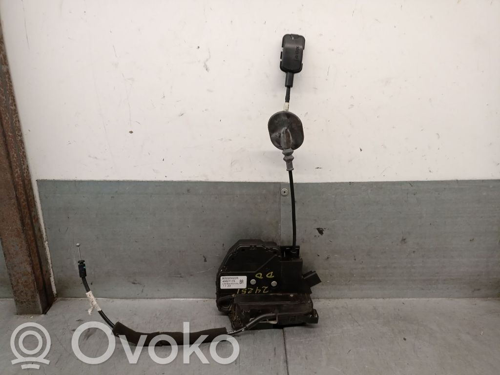 Renault Fluence Front door lock 