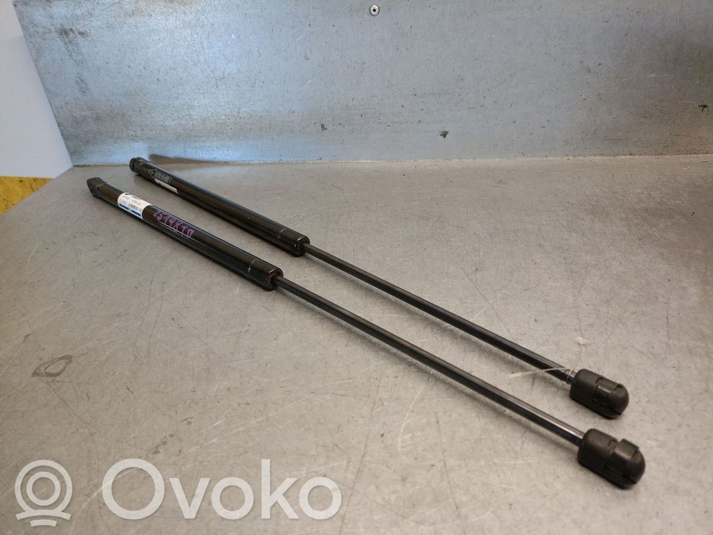Opel Astra F Amortyzator klapy tylnej bagażnika 
