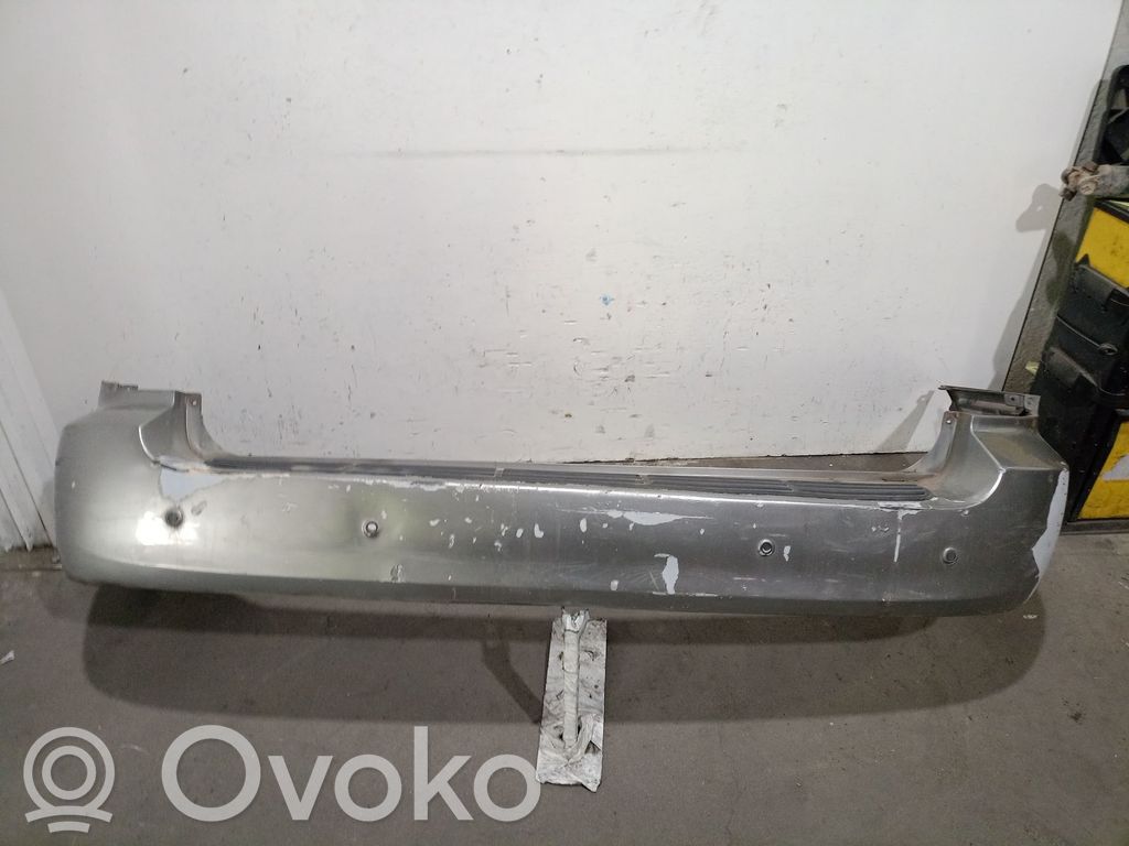 KIA Carnival Parachoques 