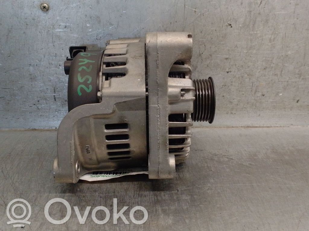 BMW 1 E81 E87 Ģenerators 