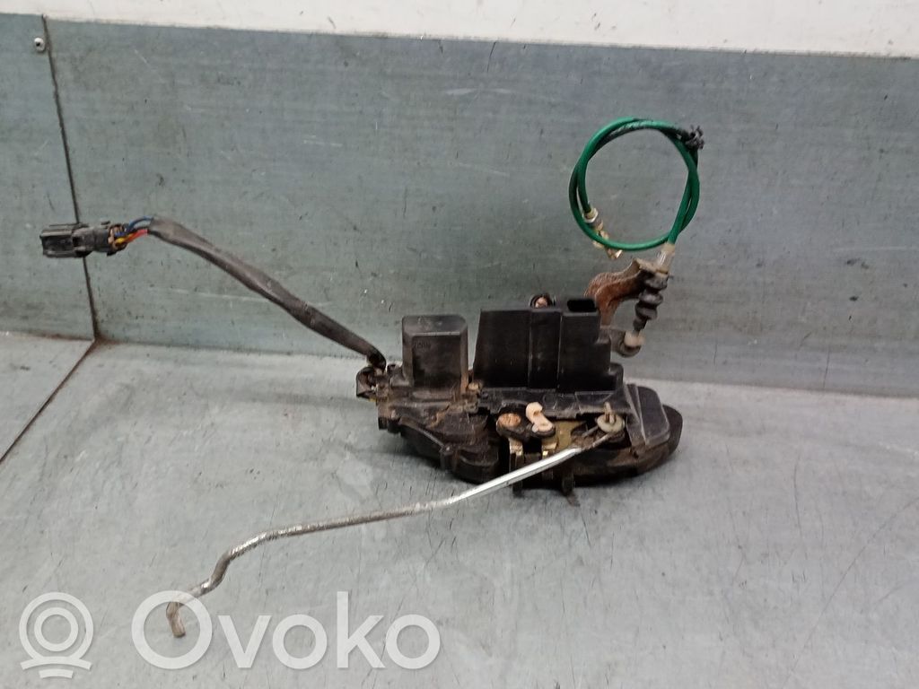 KIA Carnival Zamek drzwi przednich 