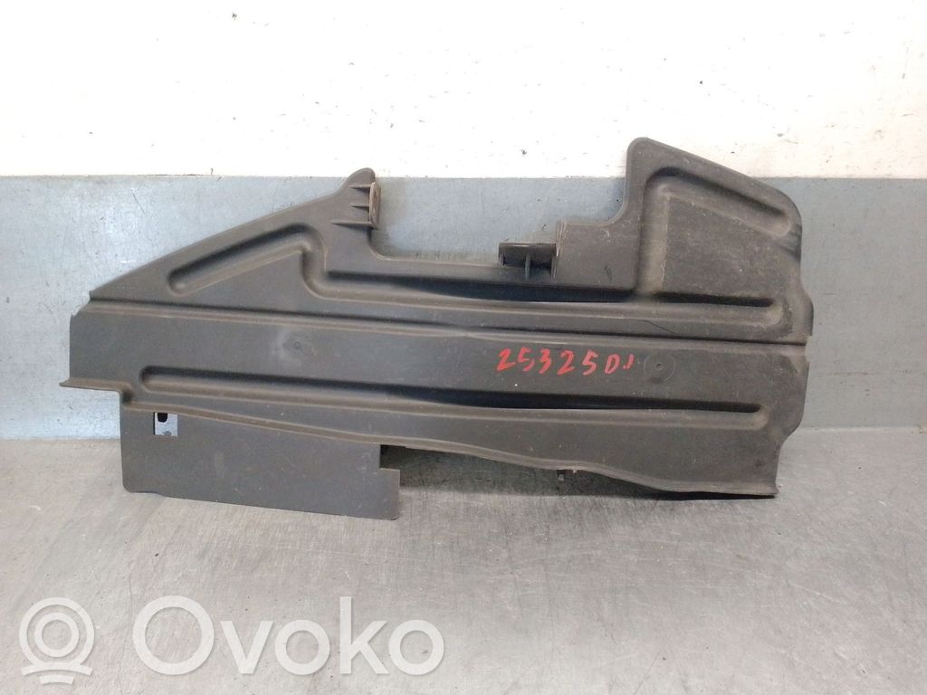 Toyota Avensis T220 Griglia anteriore
