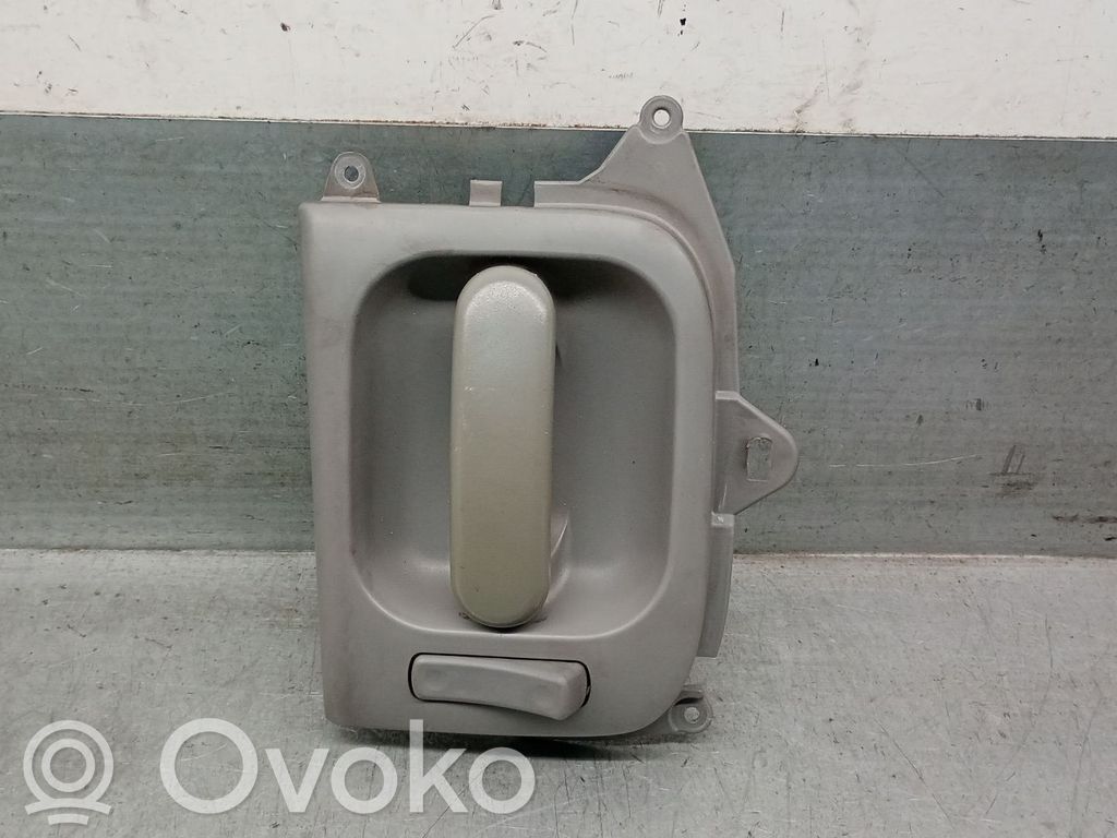 KIA Carnival Manecilla interna puerta trasera 