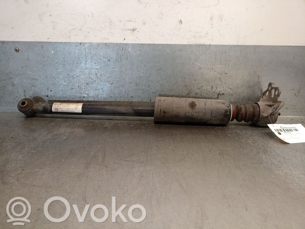 Fiat 500L Stoßdämpfer hinten 