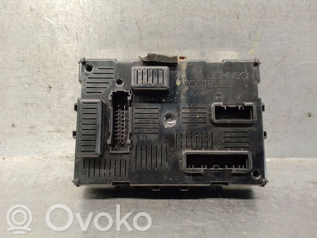 Nissan Note (E11) Comfort/convenience module 