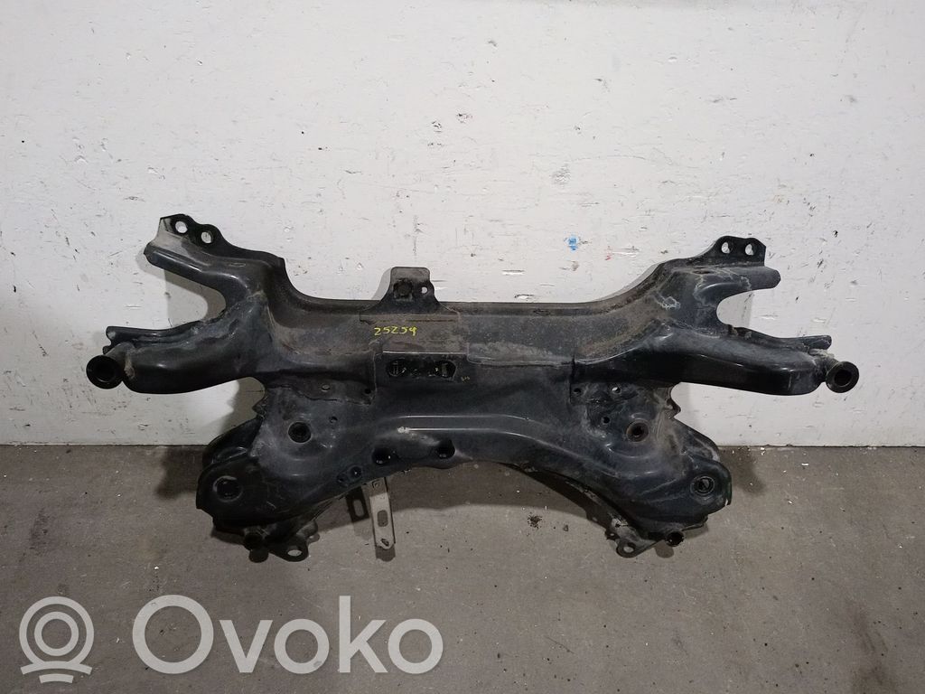 Toyota Auris 150 Subcadru frontal 