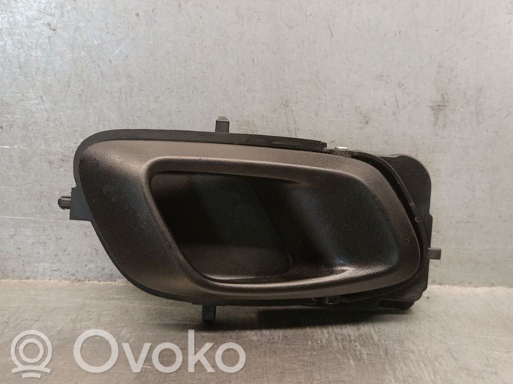 Hyundai i10 Manecilla interna puerta trasera 