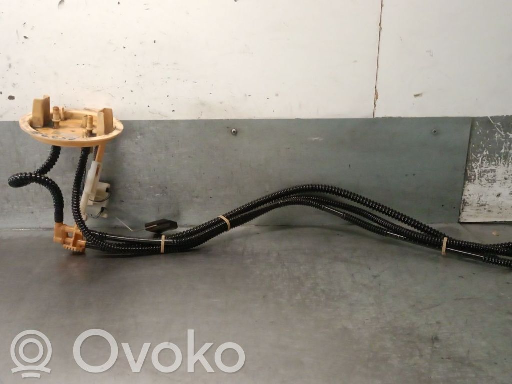 Bomba interna de combustible   A2124700794,A2124700794