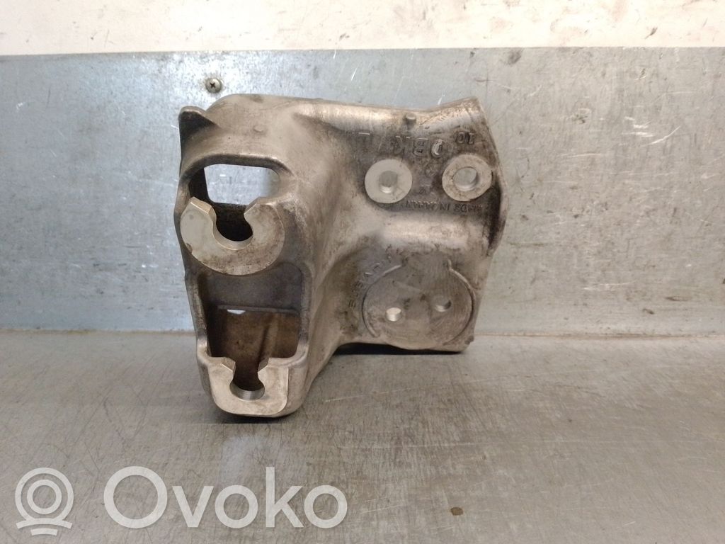 Mercedes-Benz E W212 Engine mount bracket 