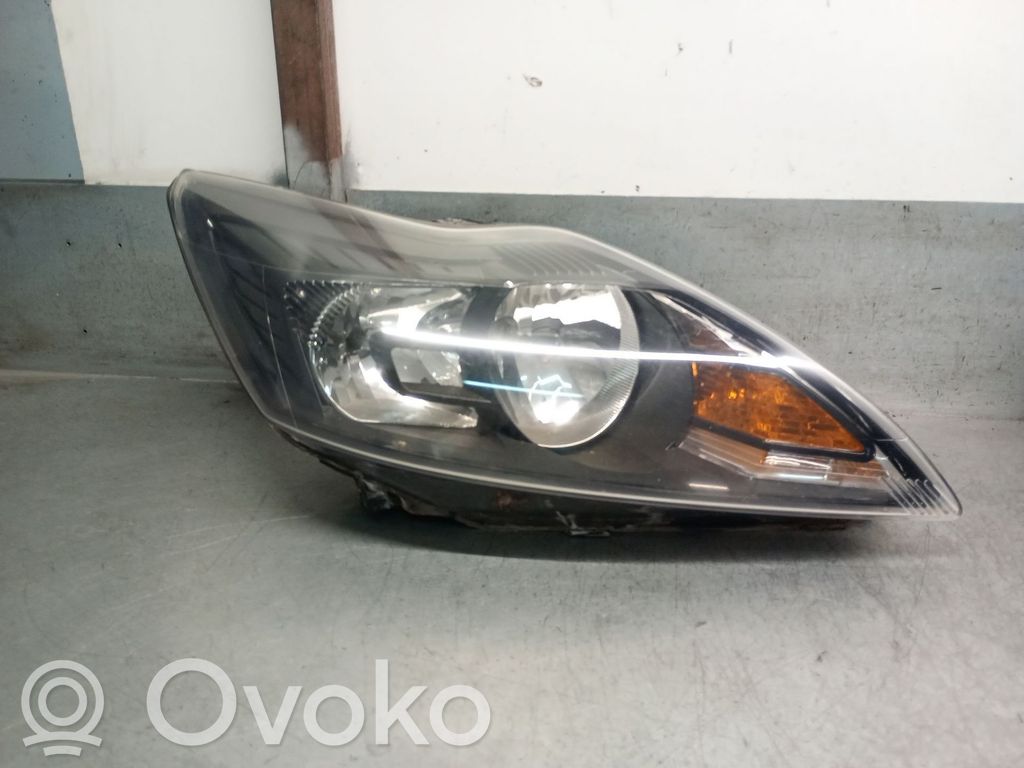 Ford Focus Headlight/headlamp 