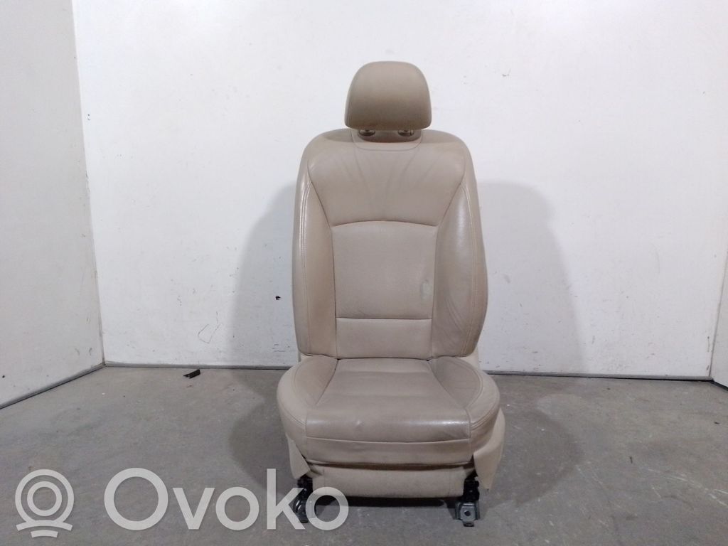 Fotel przedni kierowcy   64110AL070,64110AL070