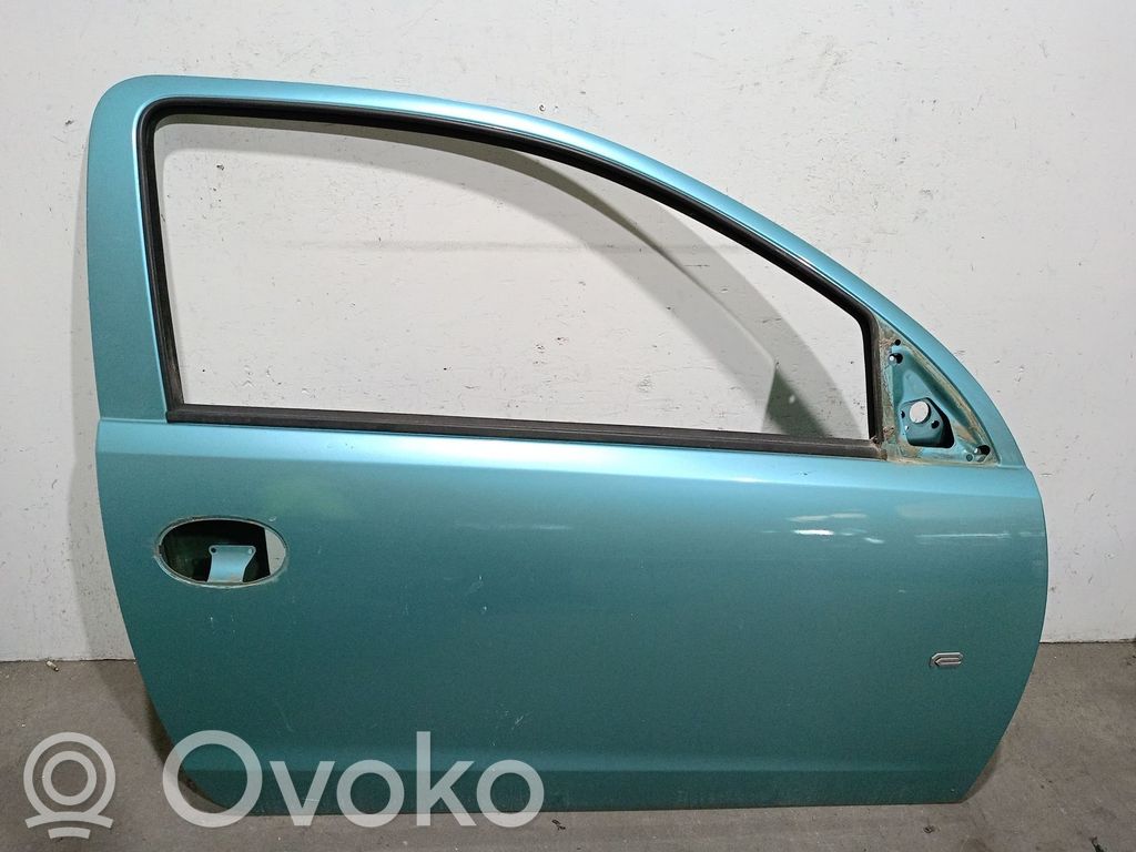 Opel Corsa C Puerta delantera 