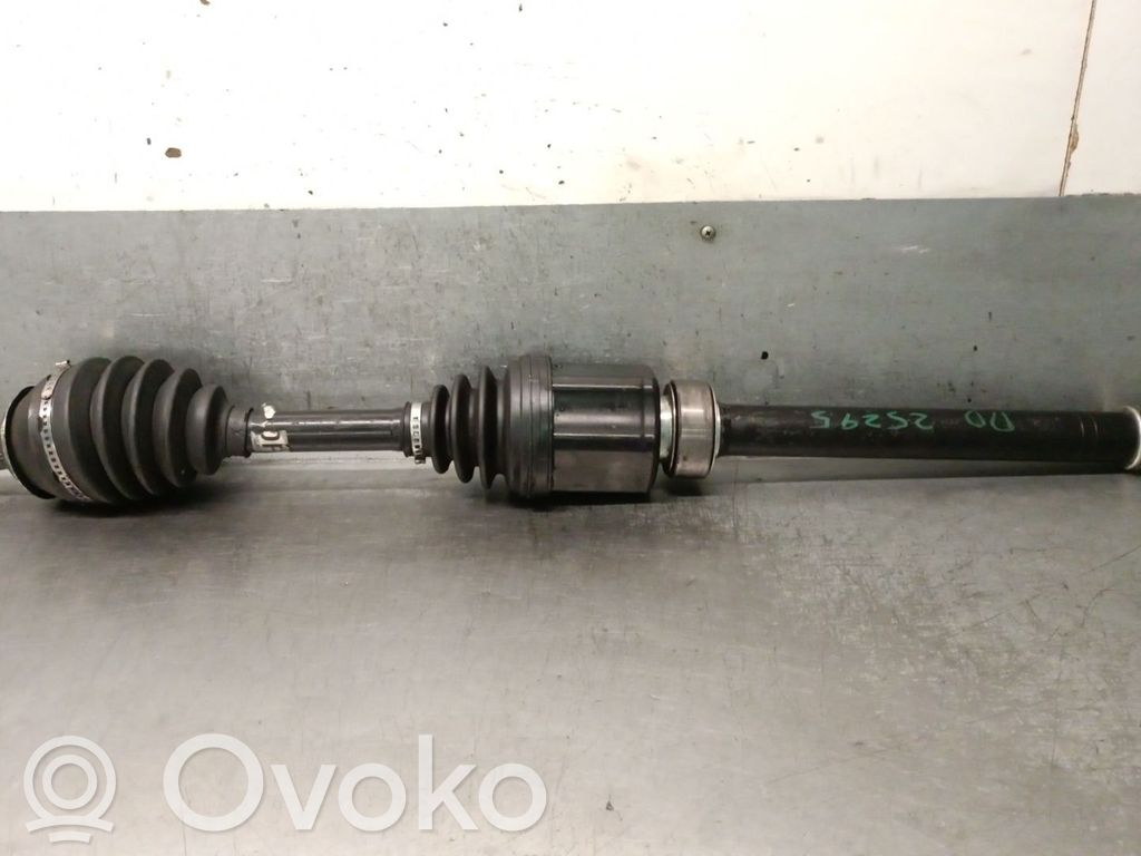 Nissan Qashqai Eje de transmisión delantero 
