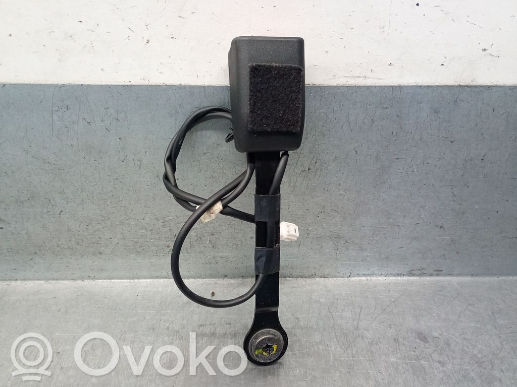 Nissan Qashqai Klamra przedniego pasa bezpieczeństwa 