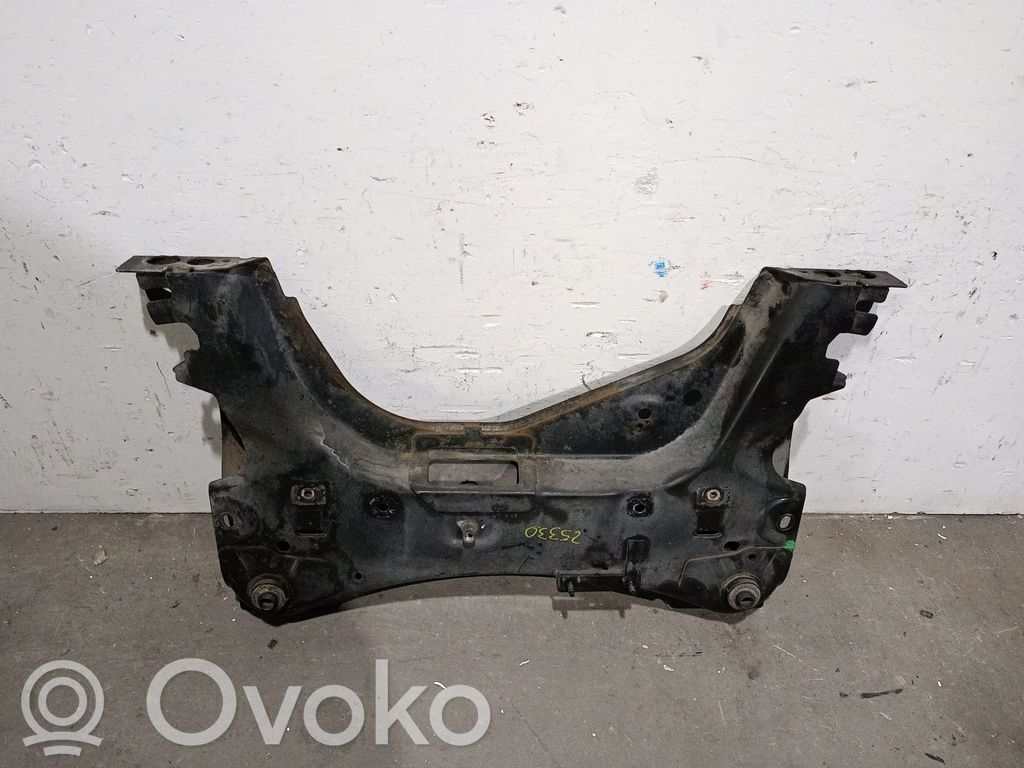 Nissan Note (E11) Priekinis traversas 
