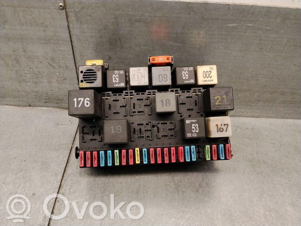 Seat Toledo I (1L) Set scatola dei fusibili 