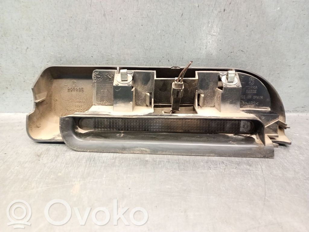 Opel Combo C Luce d’arresto centrale/supplementare 
