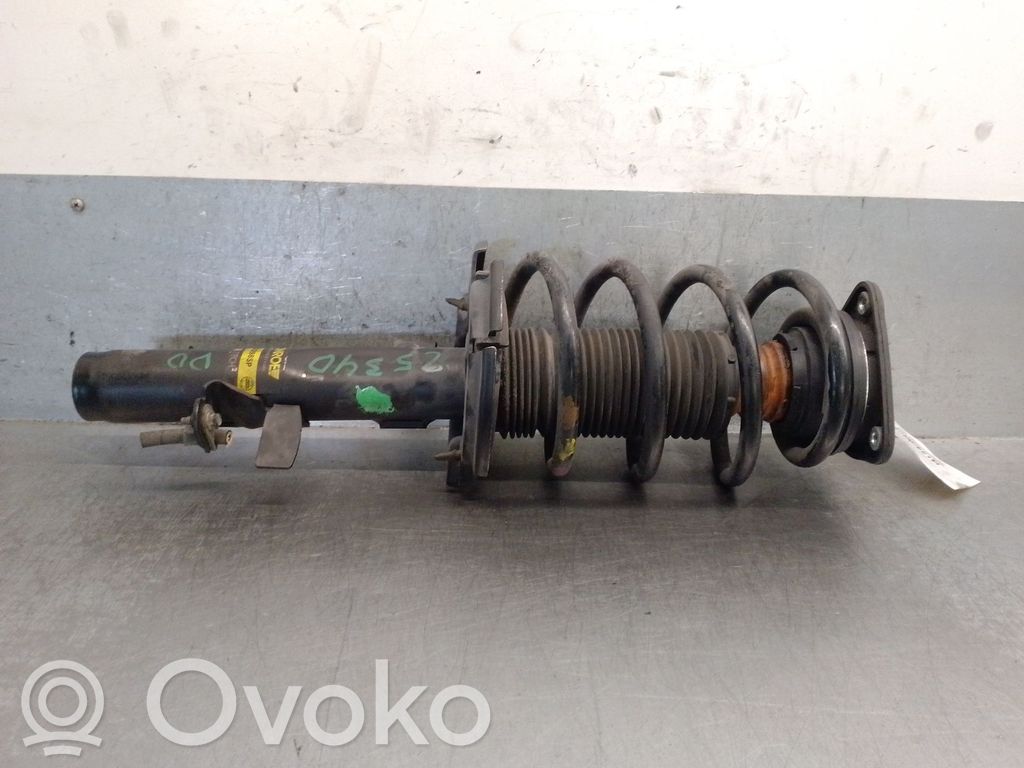 Ford Focus Amortyzator osi przedniej ze sprężyną 