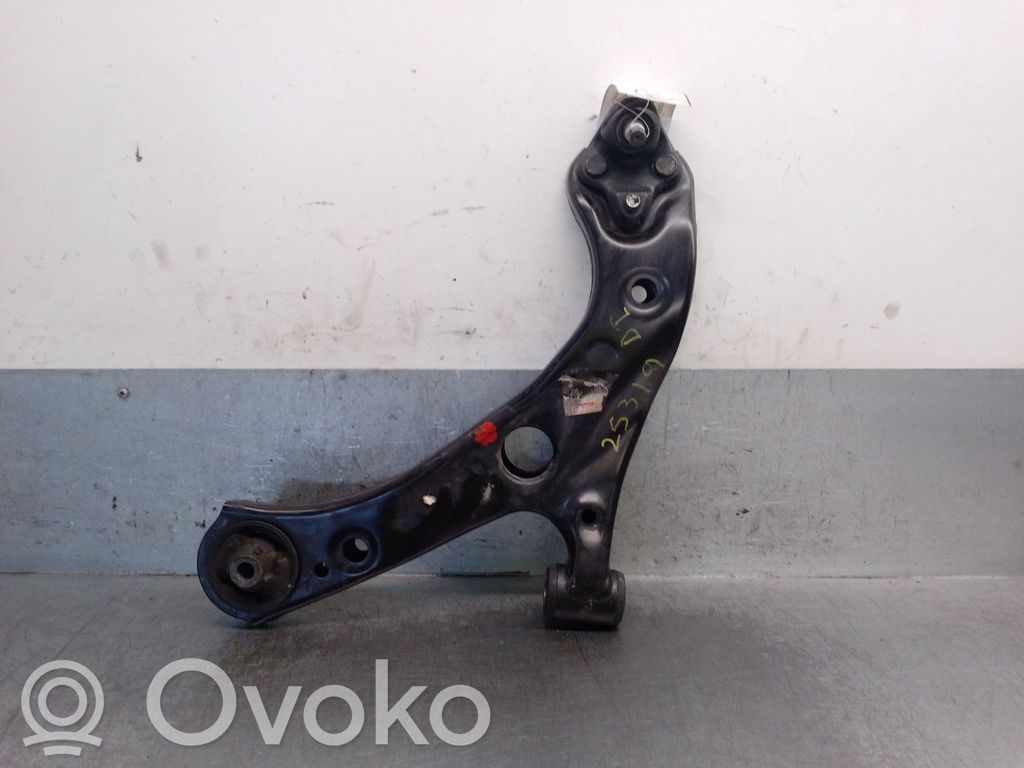 Toyota Corolla E160 E170 Рычаг 