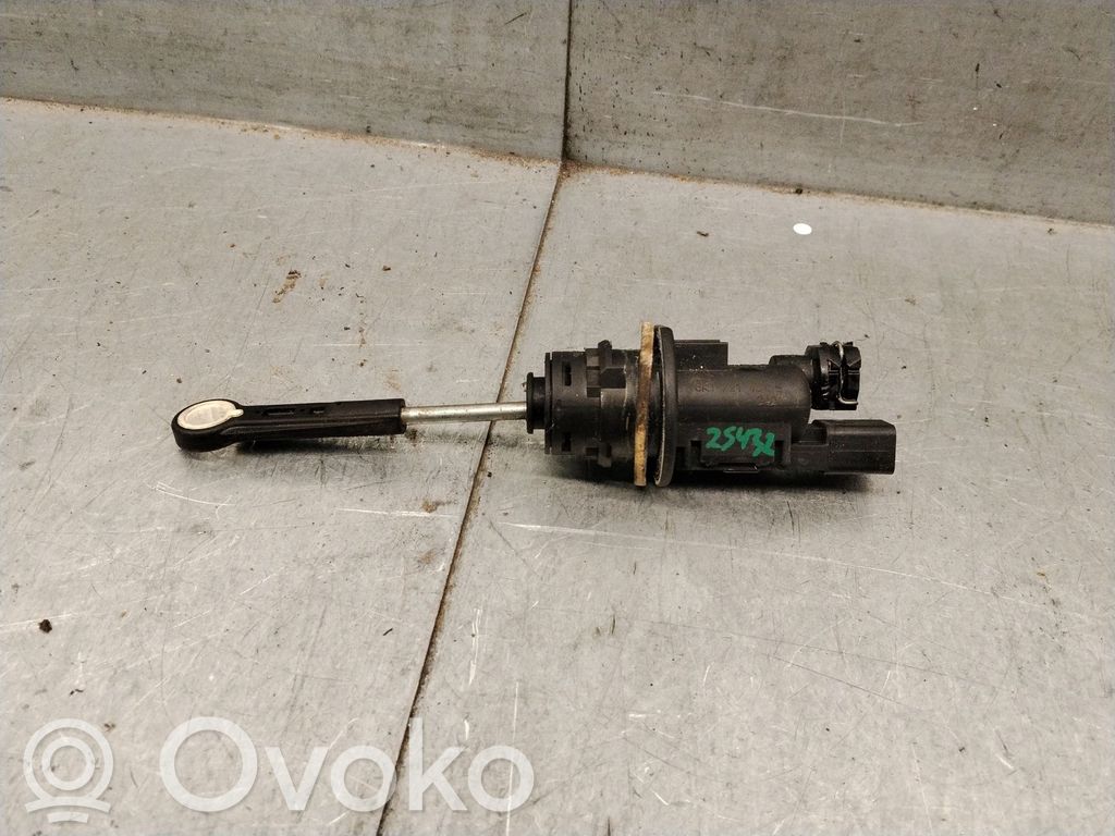 Audi A5 Sportback 8TA Siłownik sprzęgła / Wysprzęglik 