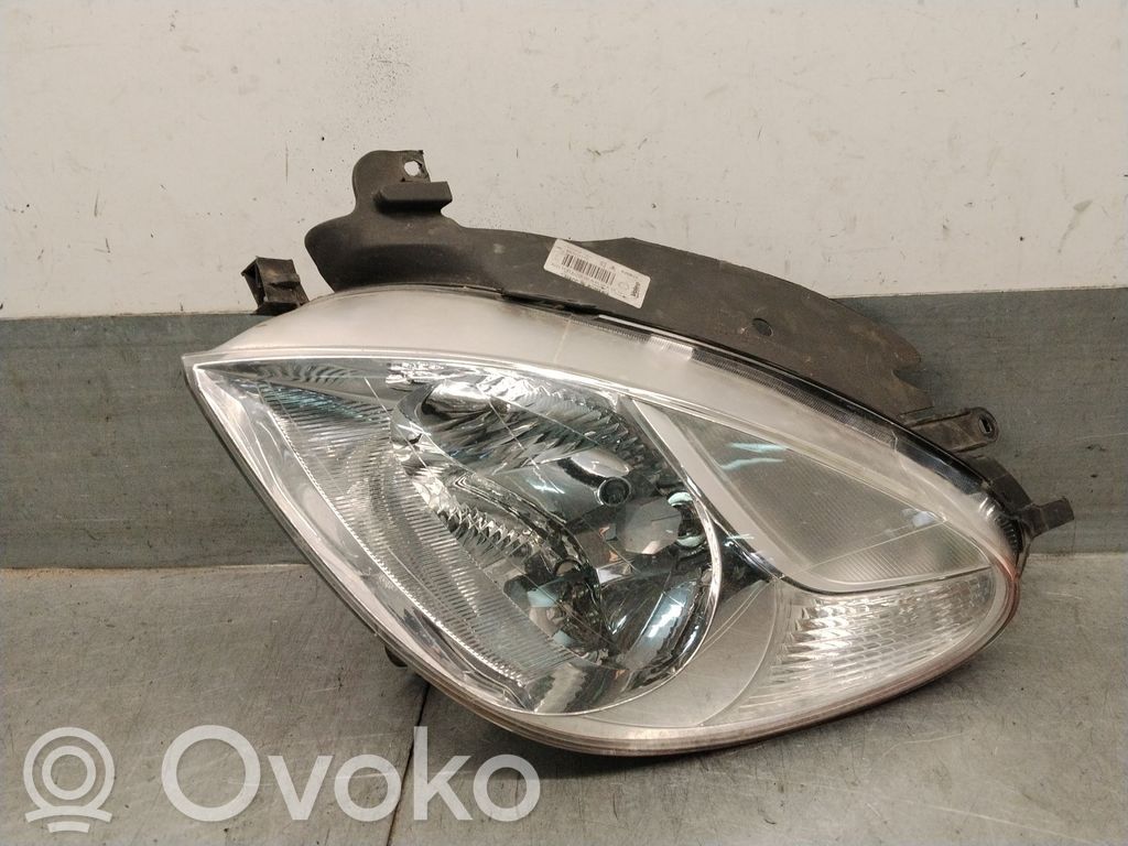 Citroen Xsara Lampa przednia 