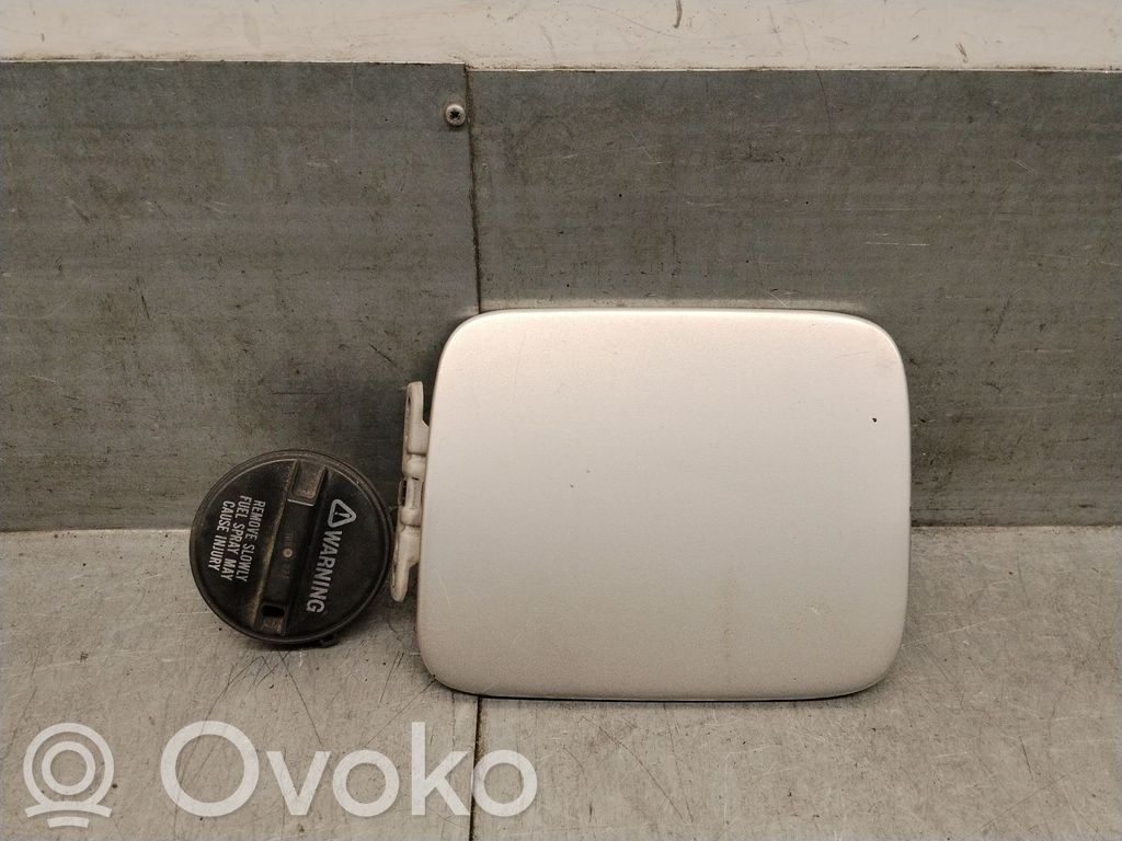 Suzuki Alto Bouchon, volet de trappe de réservoir à carburant 