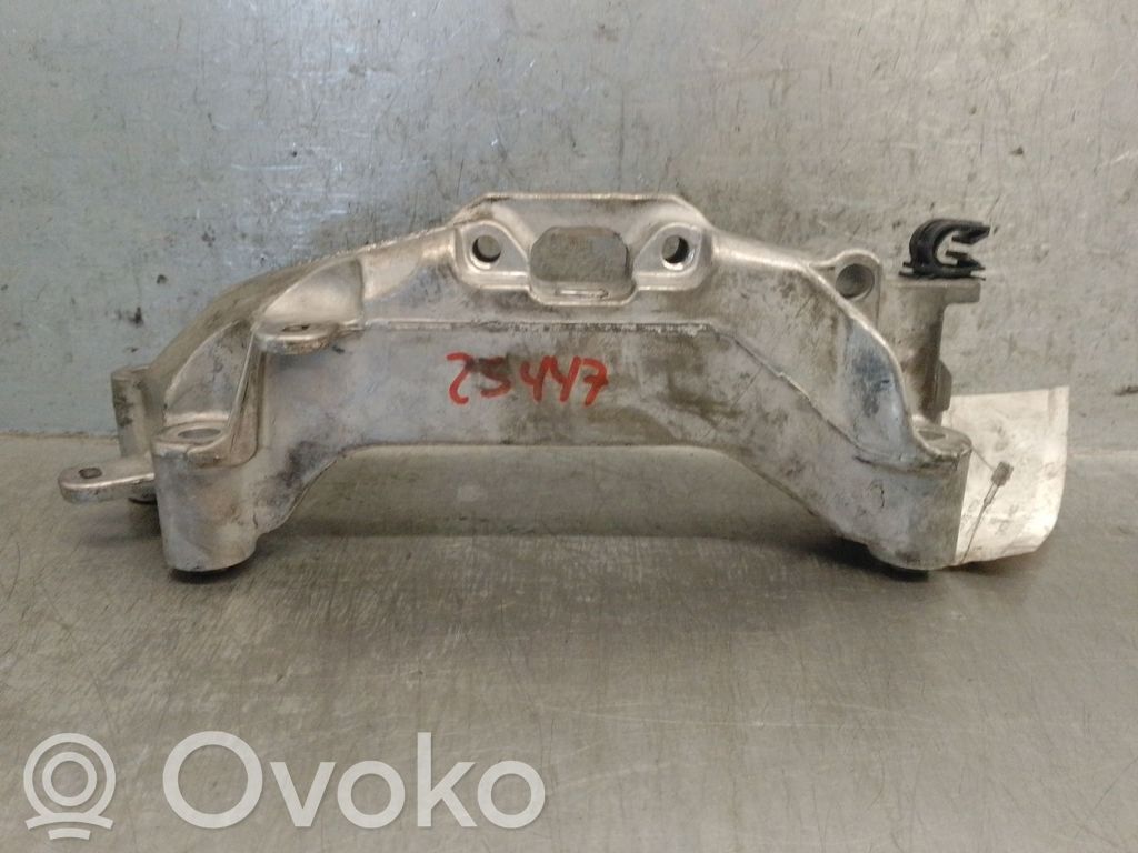 Citroen C4 SpaceTourer Engine mount bracket