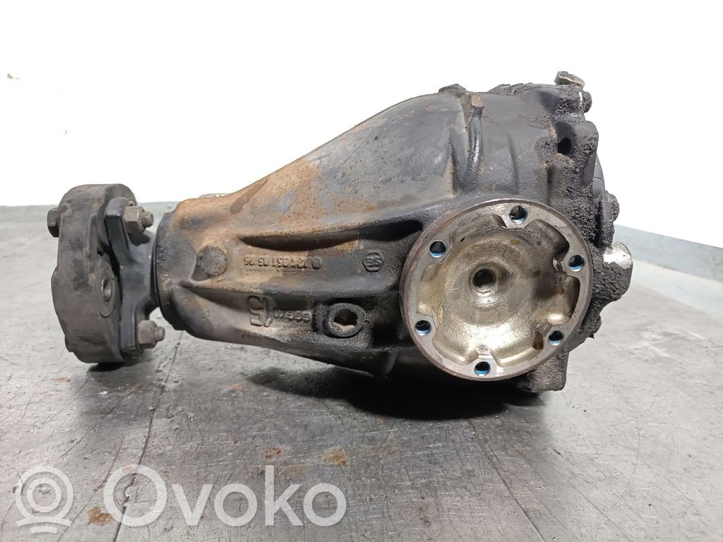 Mercedes-Benz C W202 Tylny mechanizm różnicowy 