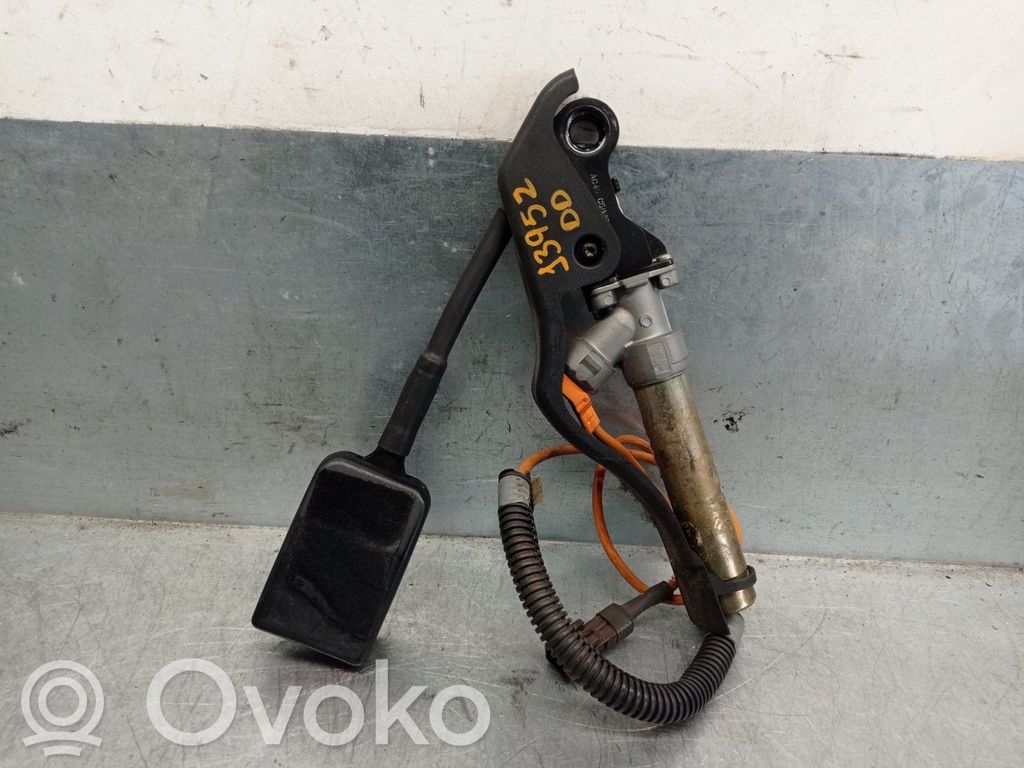 Citroen Xsara Gurtschloss vorne