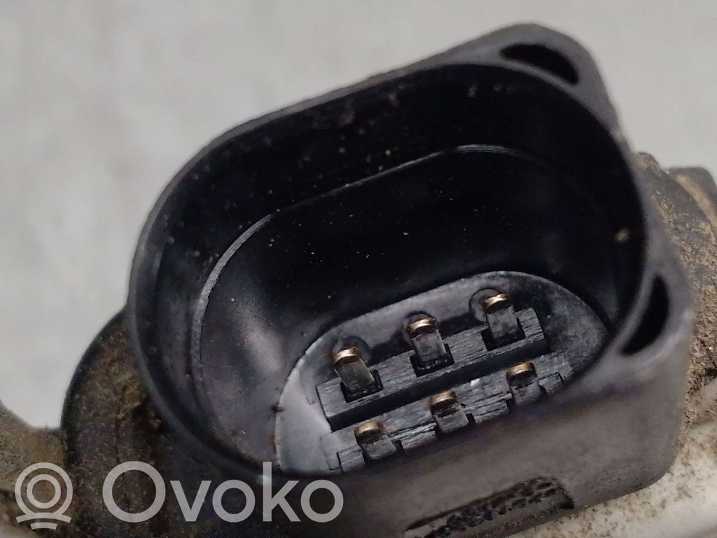 BMW X3 E83 Engine mount bracket 