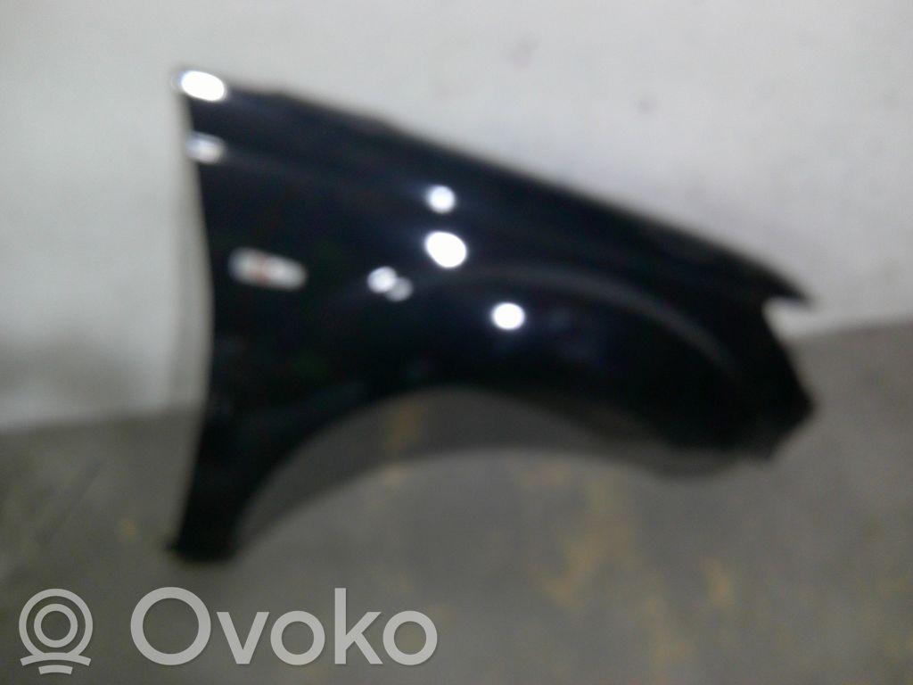 Mitsubishi Outlander Sparnas 