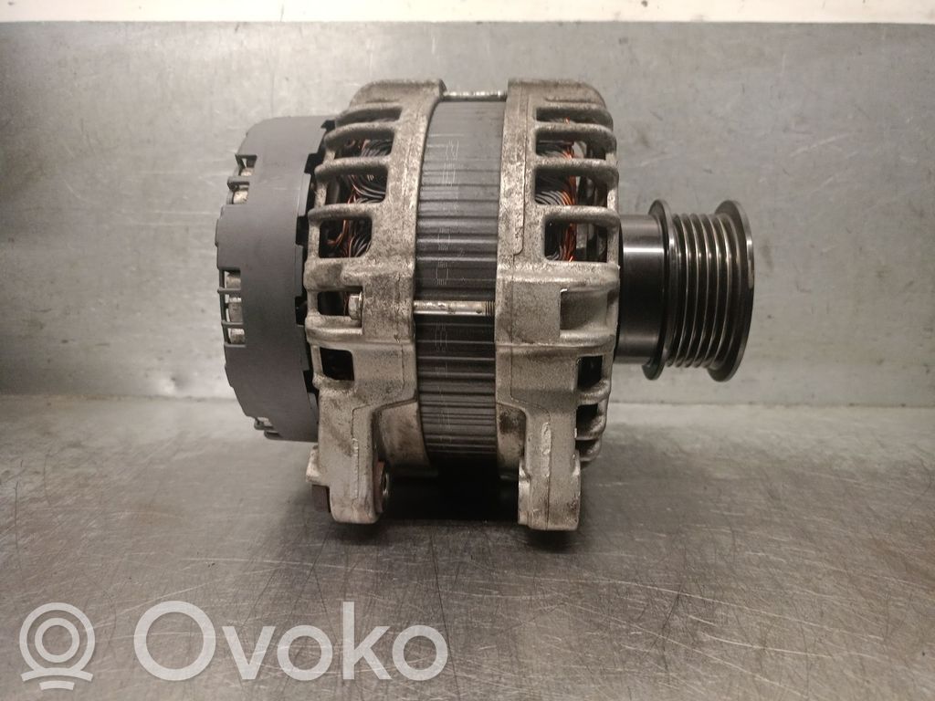 Volvo XC40 Ģenerators 