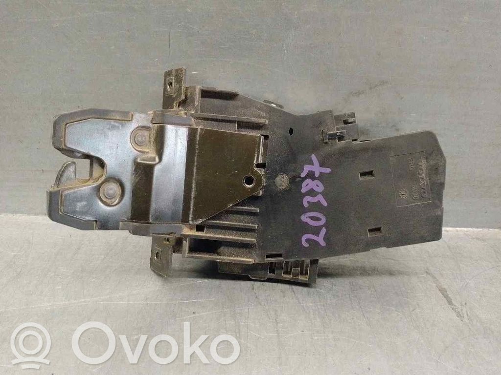 Volvo 940 Tailgate lock latch 