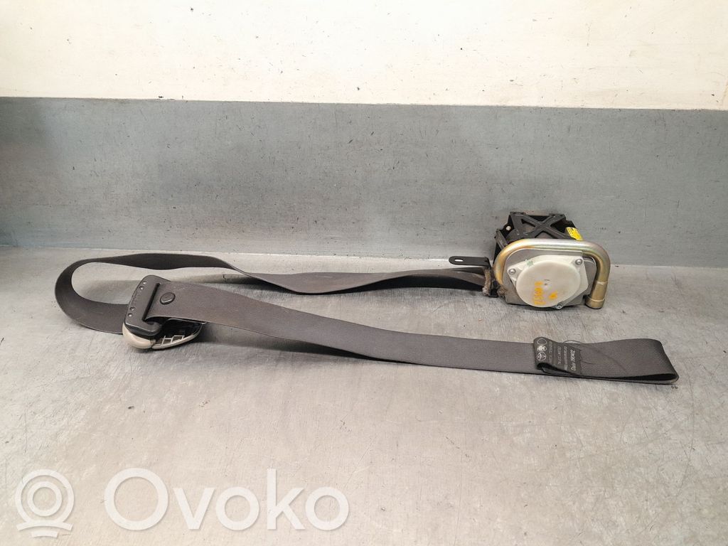 Toyota Corolla E110 Sicherheitsgurt vorne 