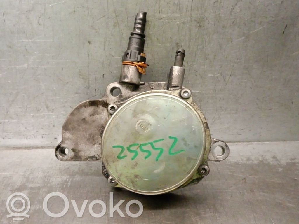 Opel Zafira B Pompa podciśnienia / Vacum 