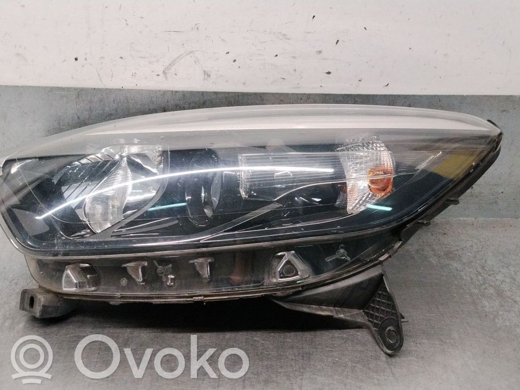 Renault Captur Scheinwerfer 
