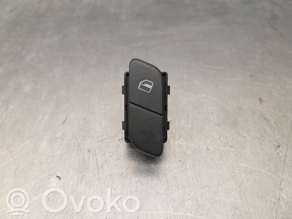 Volkswagen Polo IV 9N3 Interrupteur commade lève-vitre